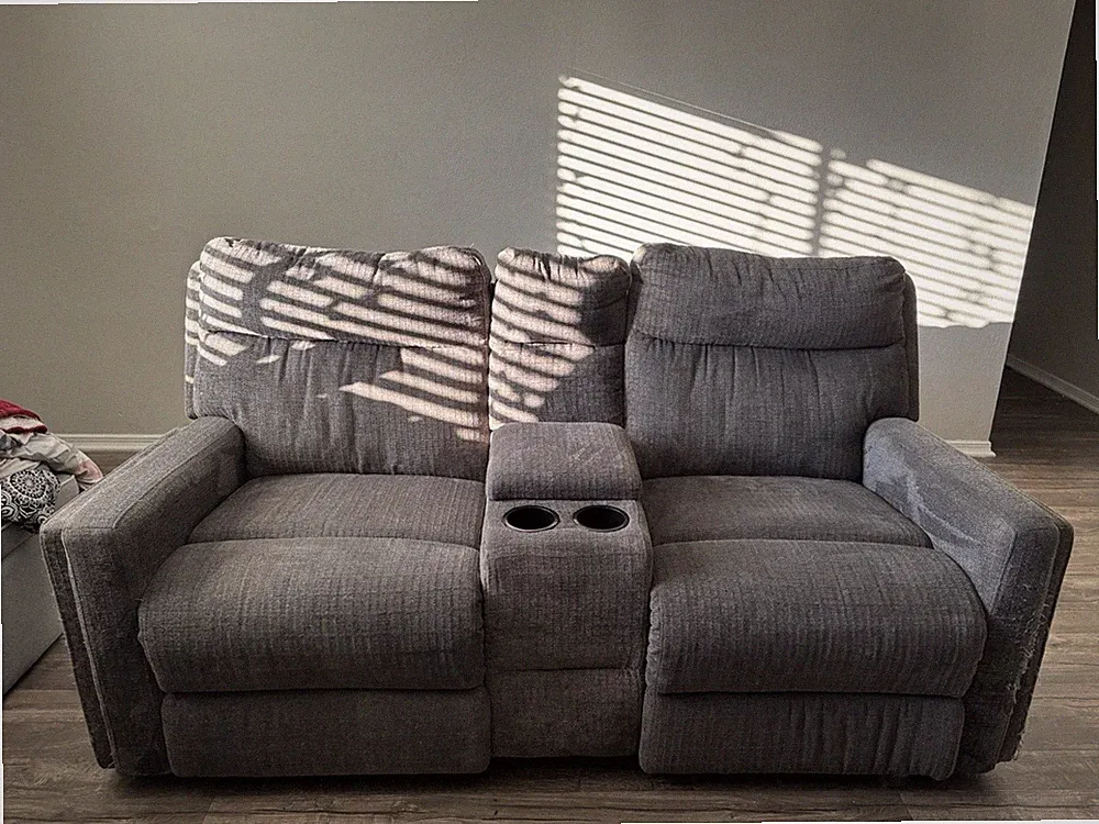 Electric recliner With Console
